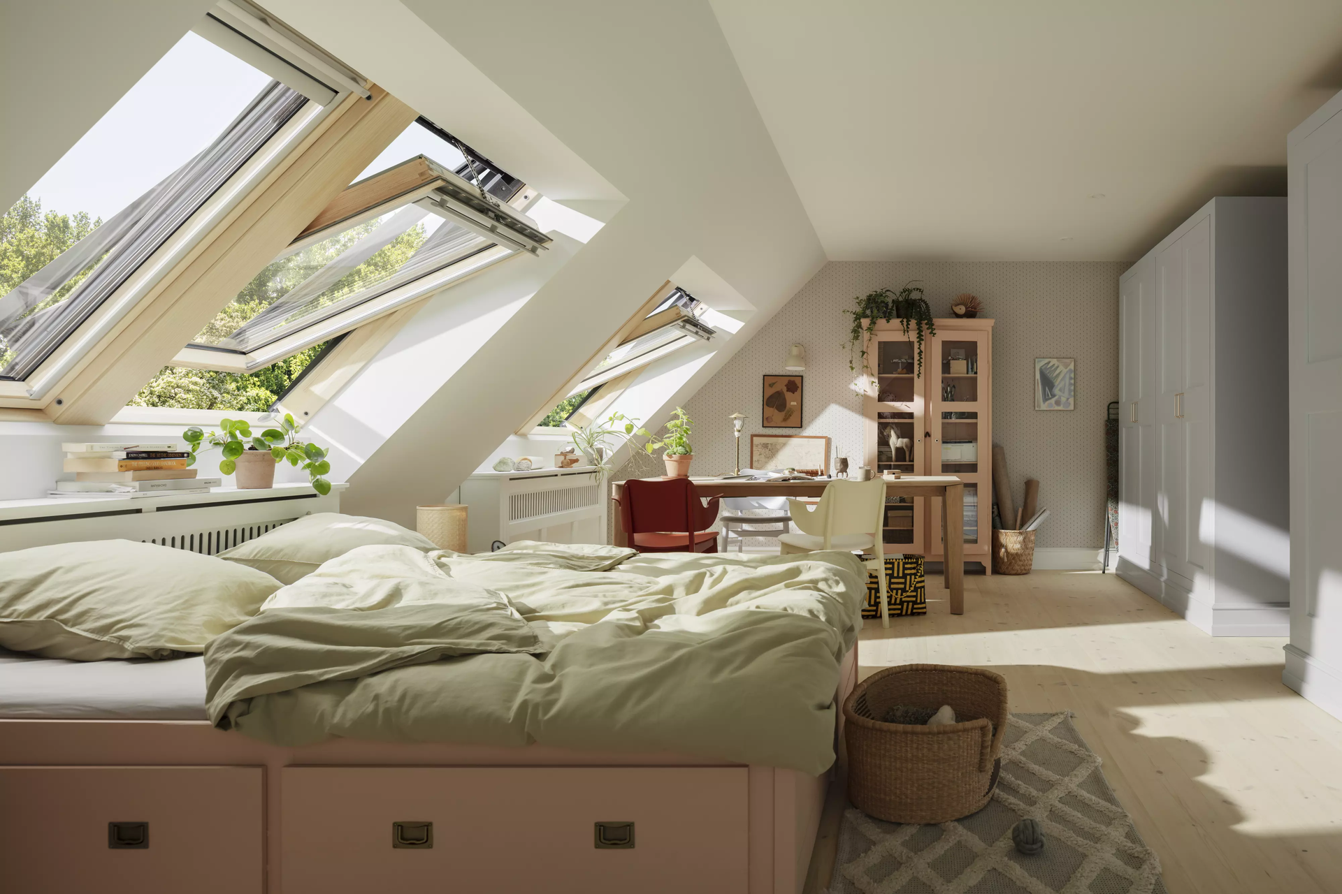 Dálkově ovládaná střešní okna VELUX