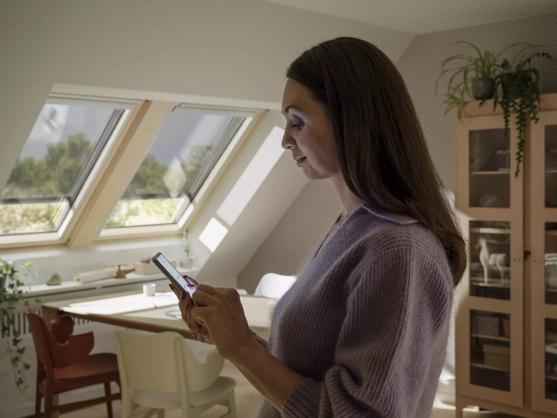 Dálkově ovládaná střešní okna VELUX